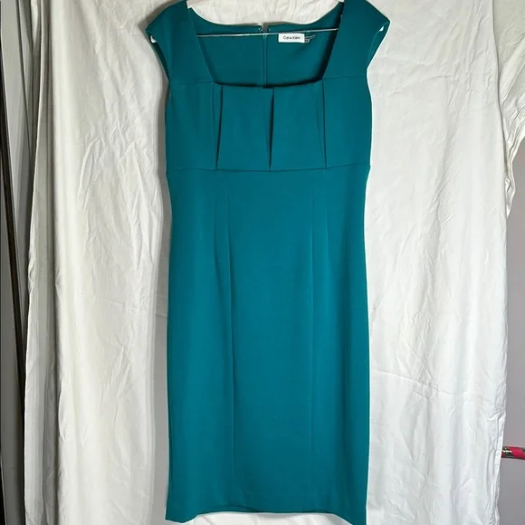 strapless open back dress FOLD PLEATS – ISSEY MIYAKE ONLINE STORE